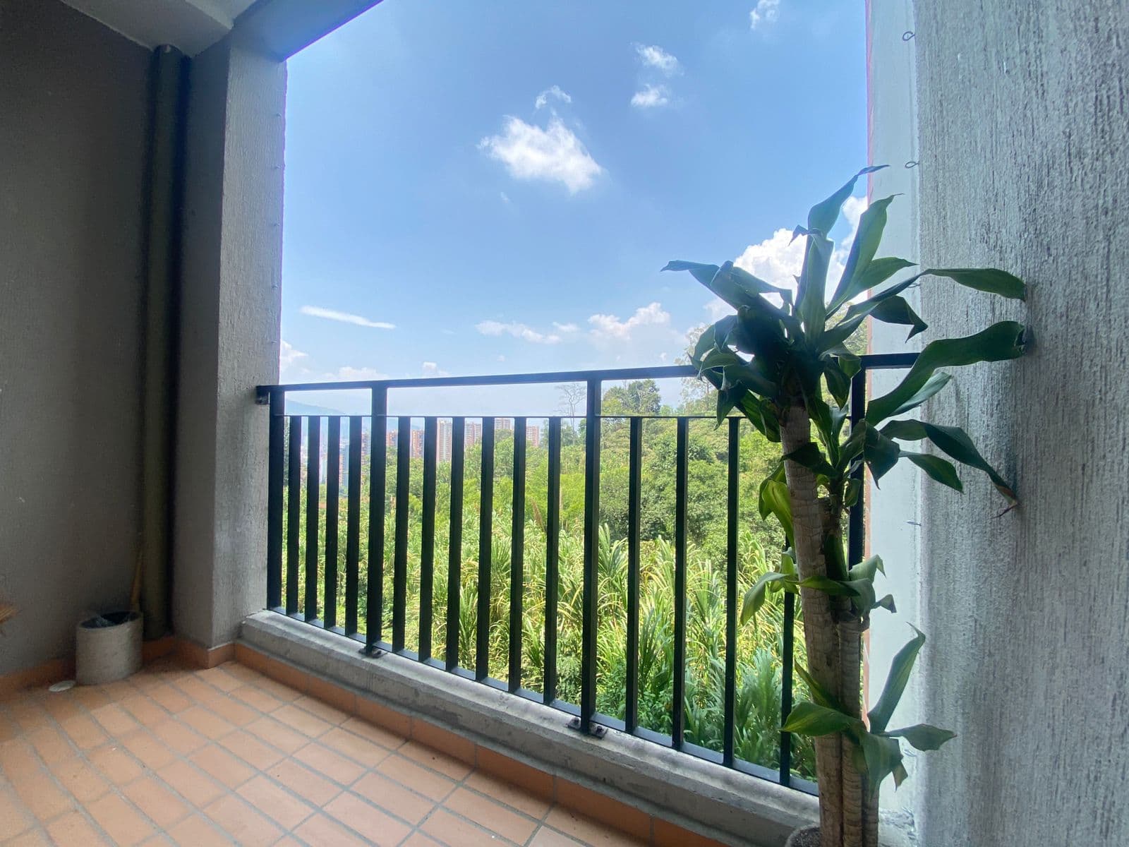 Apartamento en arriendo en Vereda Las Lomitas, Sabaneta — foto 2 de 14