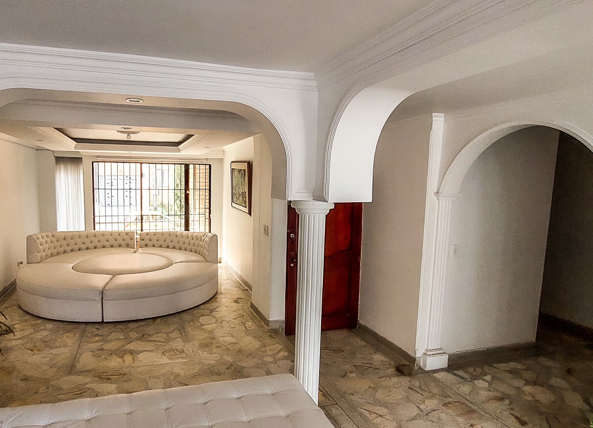 Apartamento en arriendo en Laureles, Medellín — foto 1 de 13