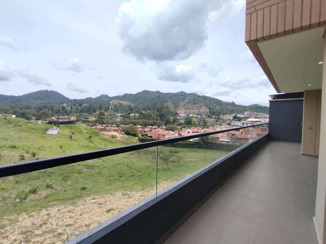 Apartamento en arriendo en Retiro — foto 4 de 20
