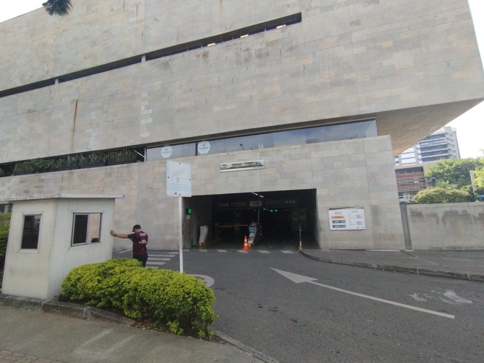 Bodega en arriendo en Alpujarra, Centro, Medellín — foto 5 de 8
