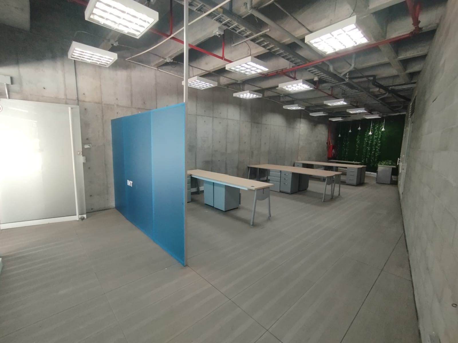 Oficina en arriendo en Alpujarra, Centro, Medellín — foto 1 de 9
