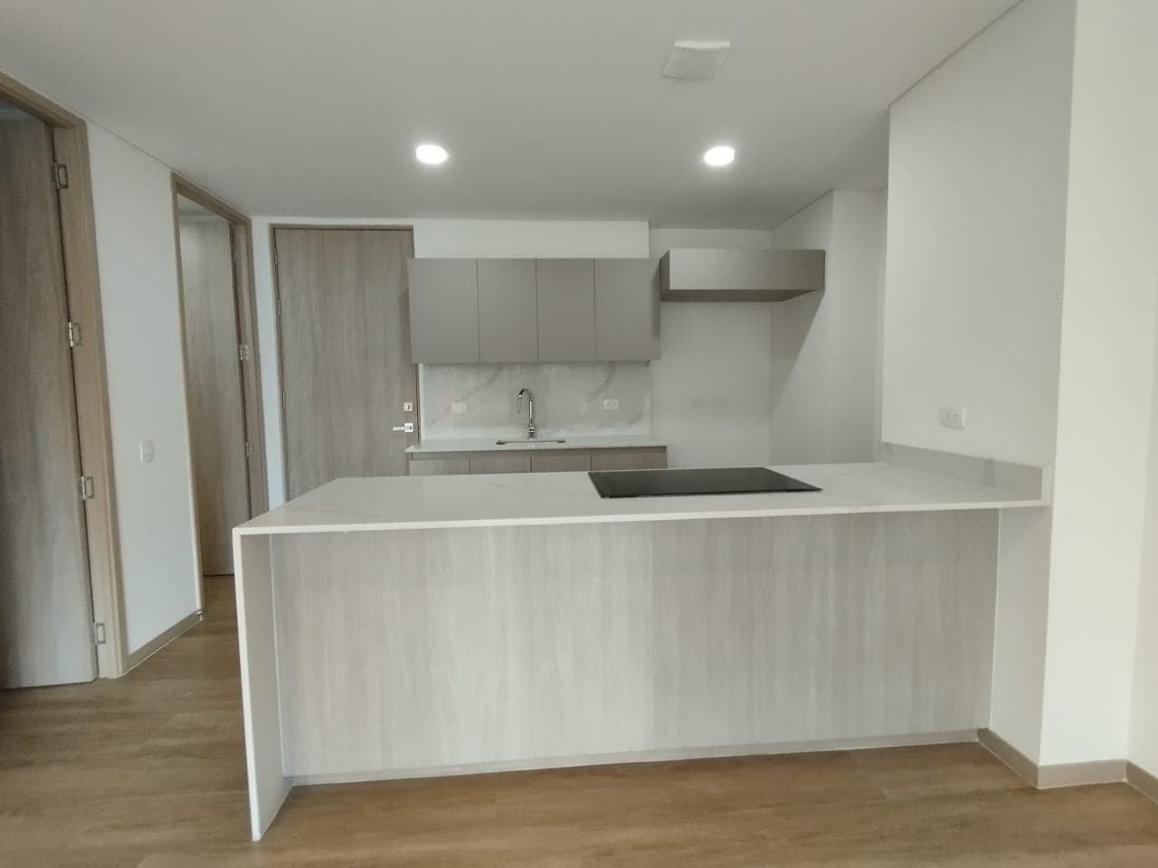 Apartaestudio en arriendo en Sajonia, Rionegro — foto 1 de 11