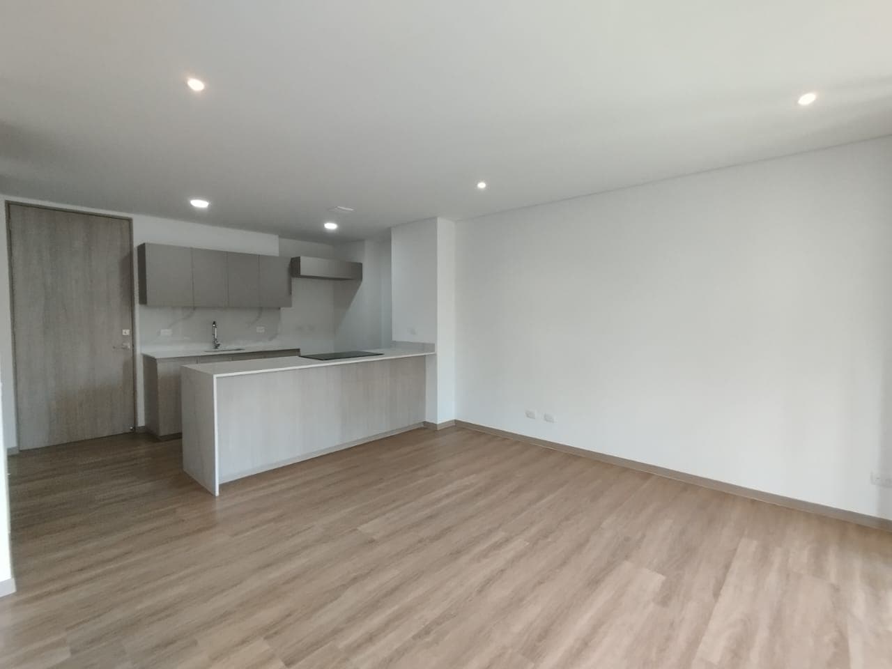 Apartaestudio en arriendo en Sajonia, Rionegro — foto 5 de 11