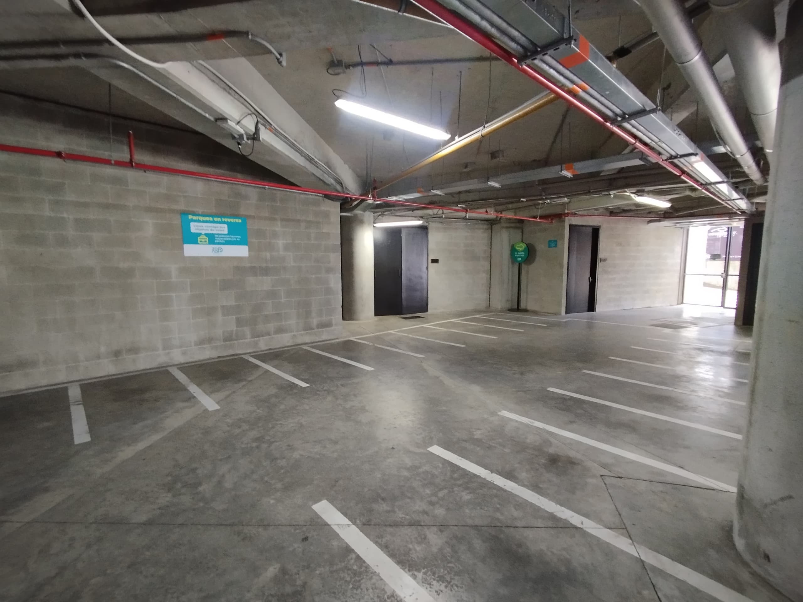 Local en arriendo en Llano Grande, Rionegro — foto 3 de 10