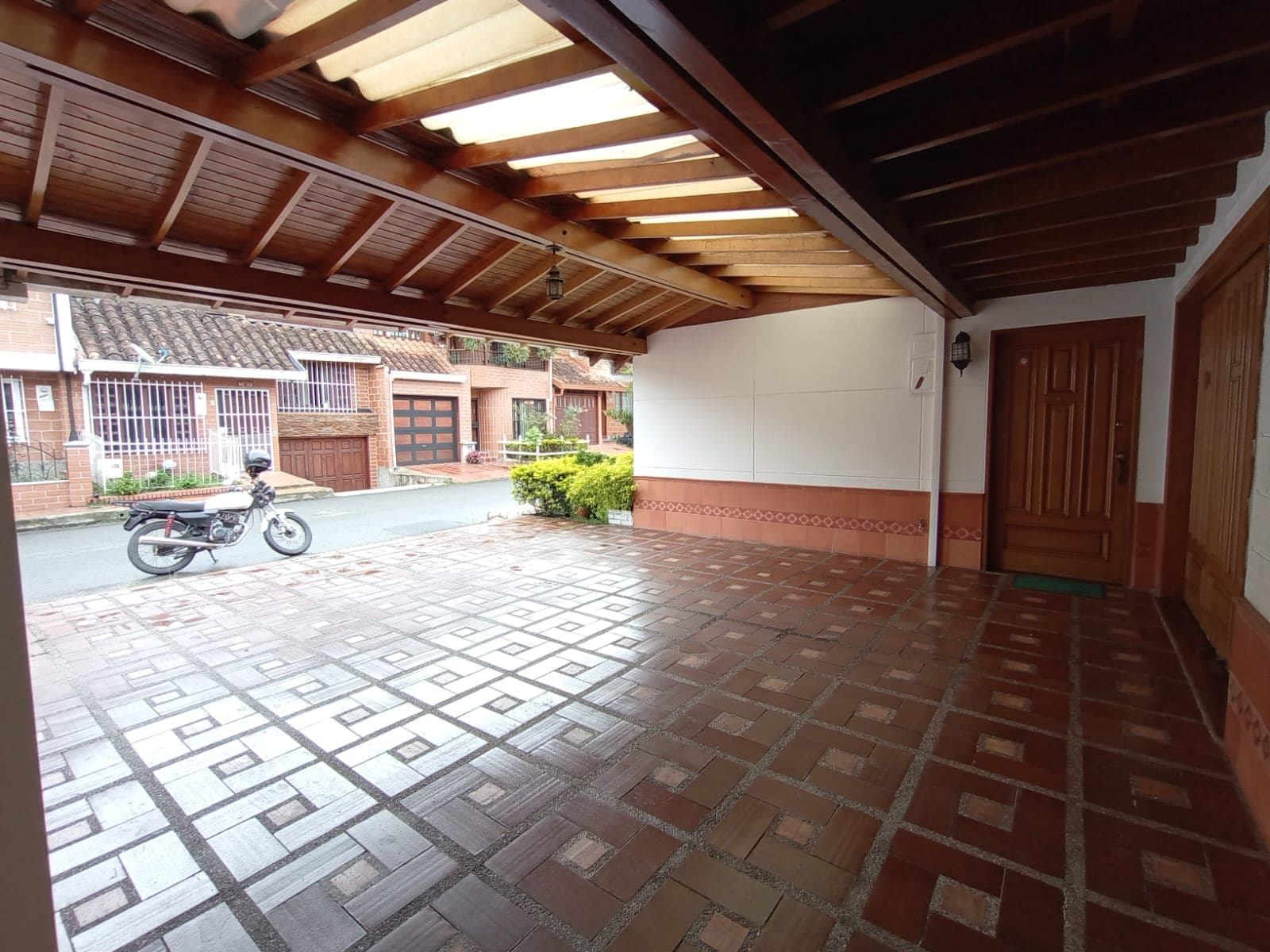Casa Vivienda en arriendo en Los Colegios, Rionegro — foto 2 de 20