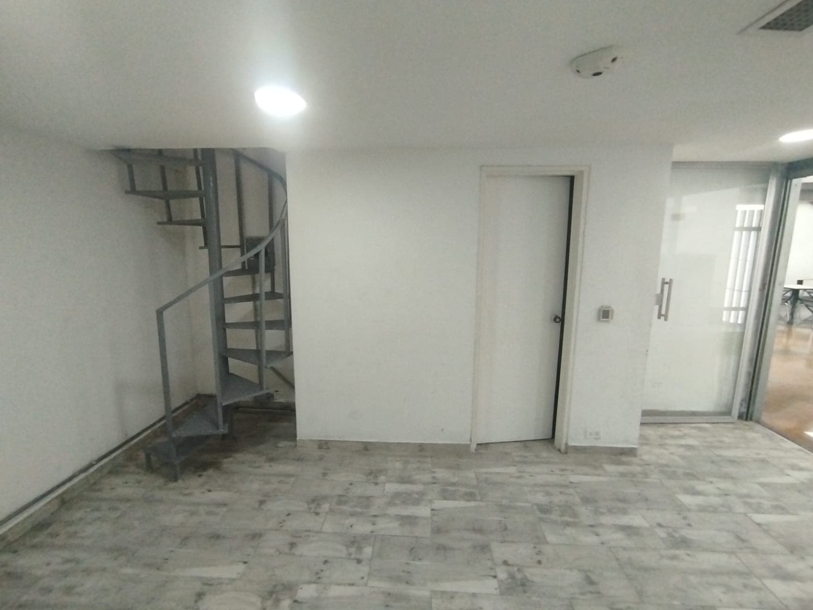 Local en arriendo en San Diego, El Poblado, Medellín — foto 2 de 10