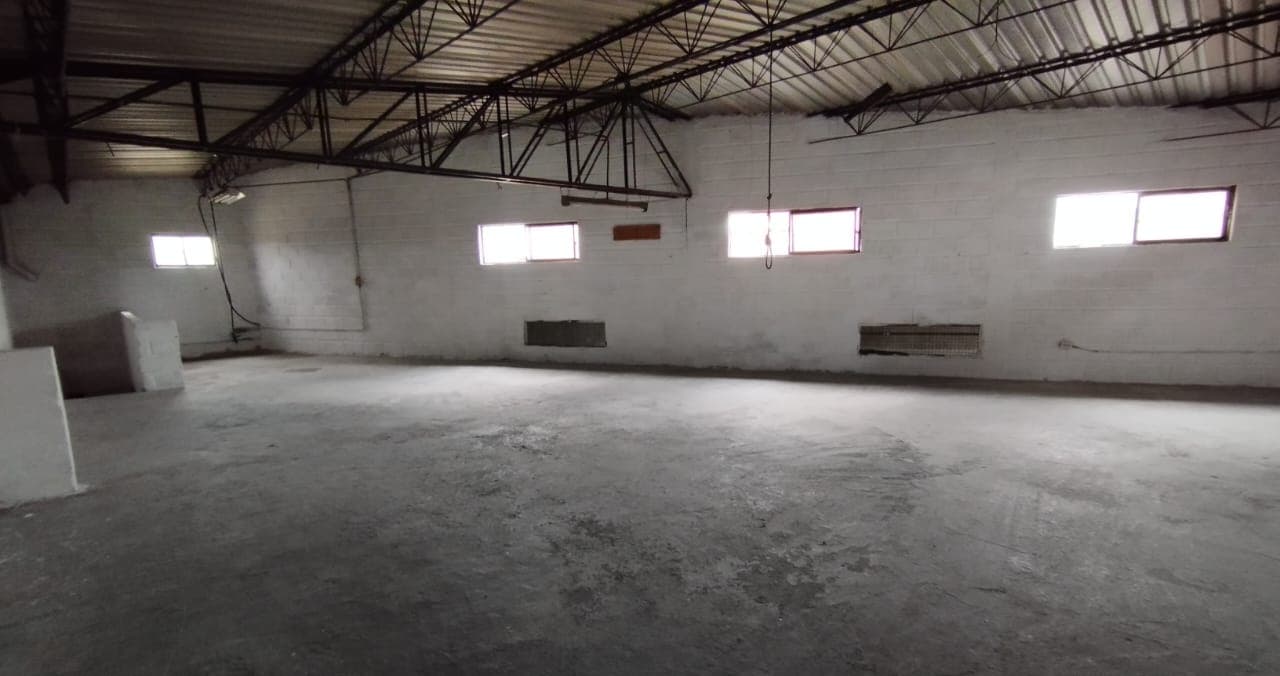 Bodega en arriendo en Tenche, Guayabal, Medellín — foto 1 de 13