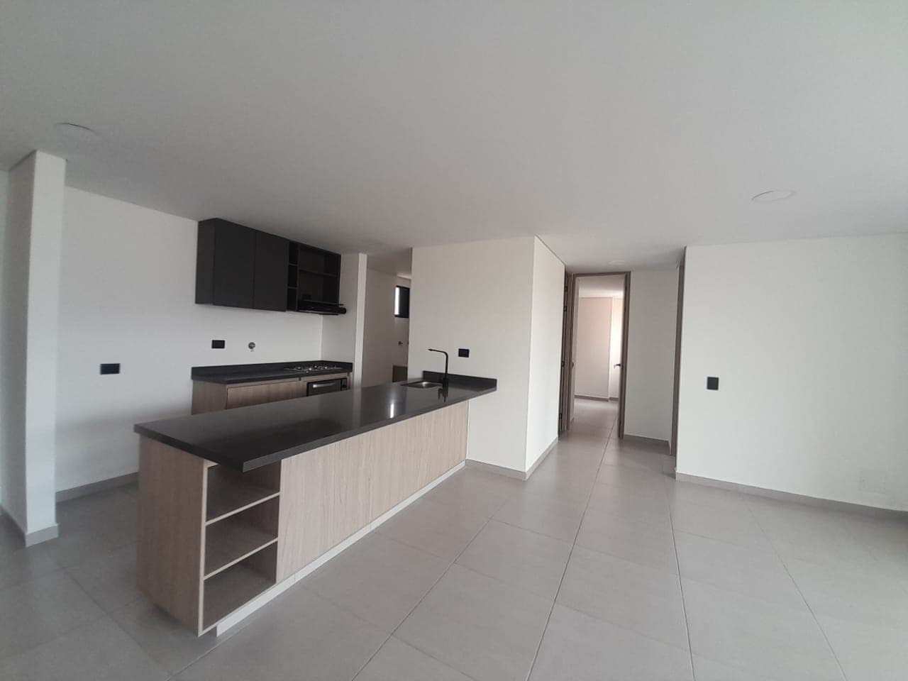 Apartamento en arriendo en La Palma, Belen, Medellín — foto 1 de 19