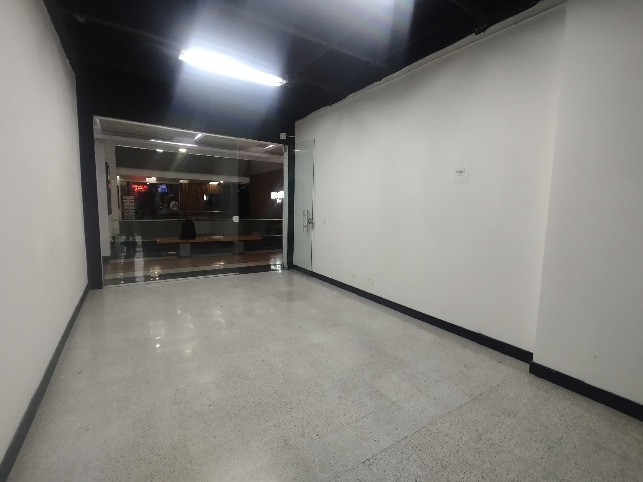 Local en arriendo en Milla De Oro, El Poblado, Medellín — foto 5 de 14