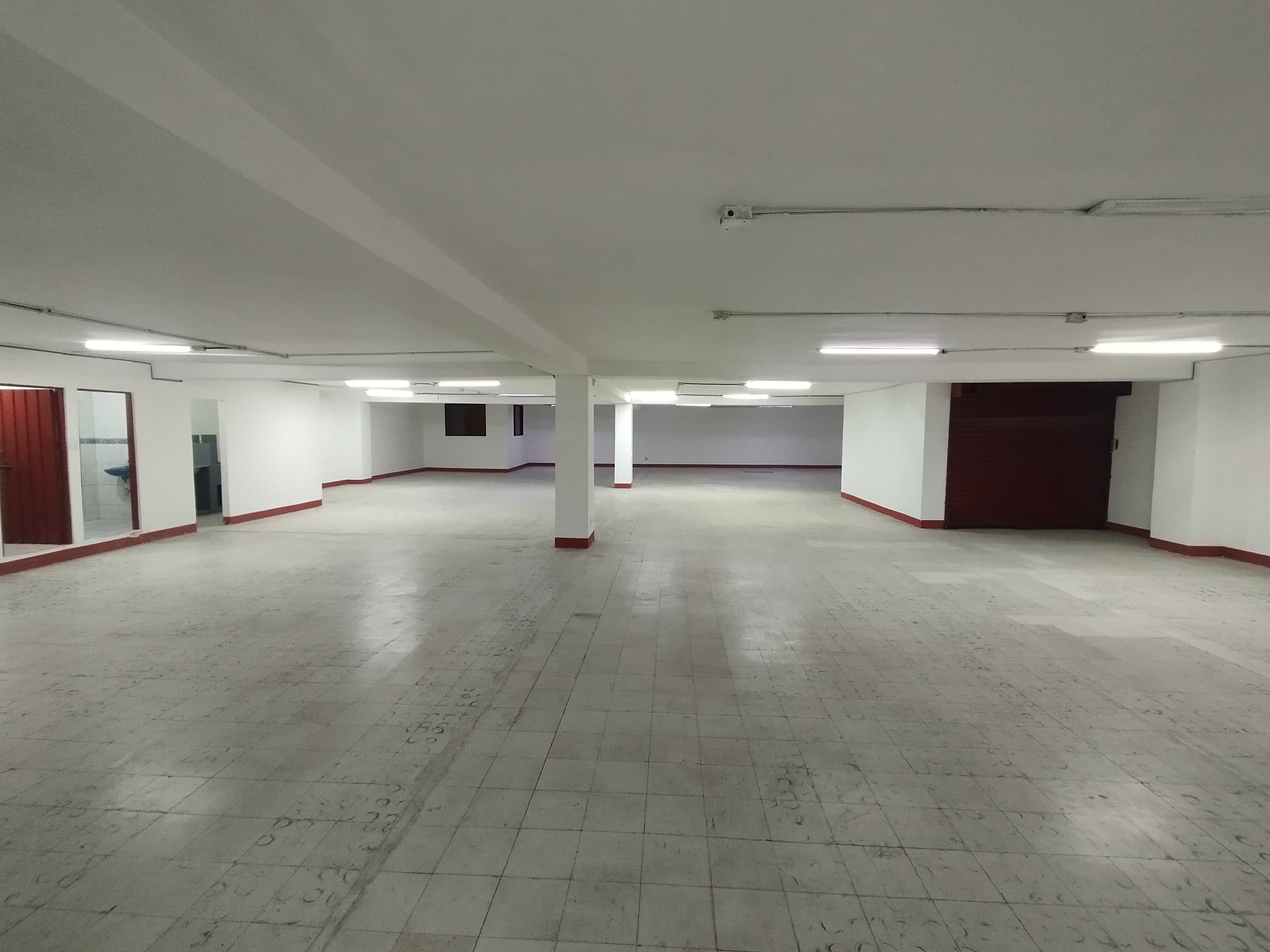 Bodega en arriendo en Caribe, Centro, Medellín — foto 2 de 20