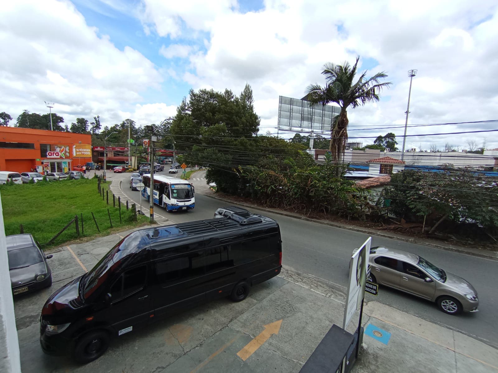 Oficina en arriendo en Rionegro — foto 2 de 11