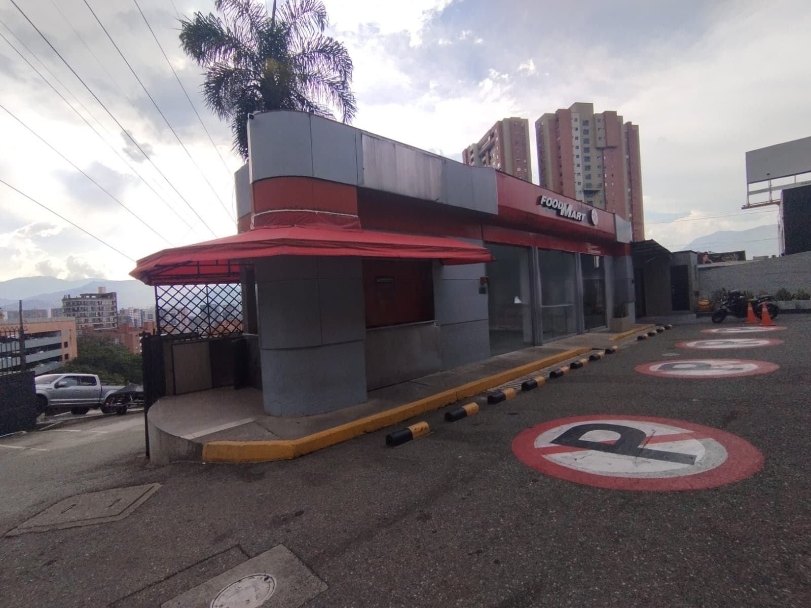 Local en arriendo en Las Palmas, Centro, Medellín — foto 2 de 14