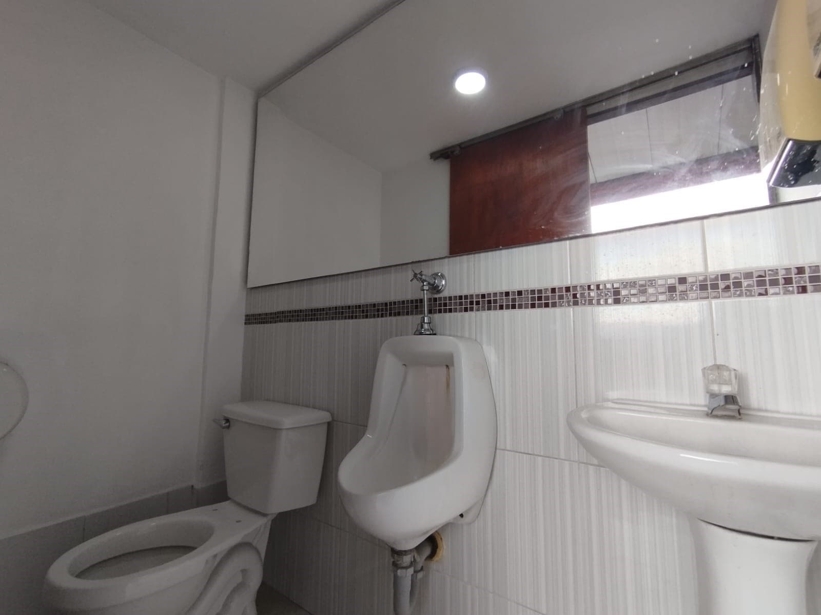 Local en arriendo en Las Palmas, Centro, Medellín — foto 4 de 14