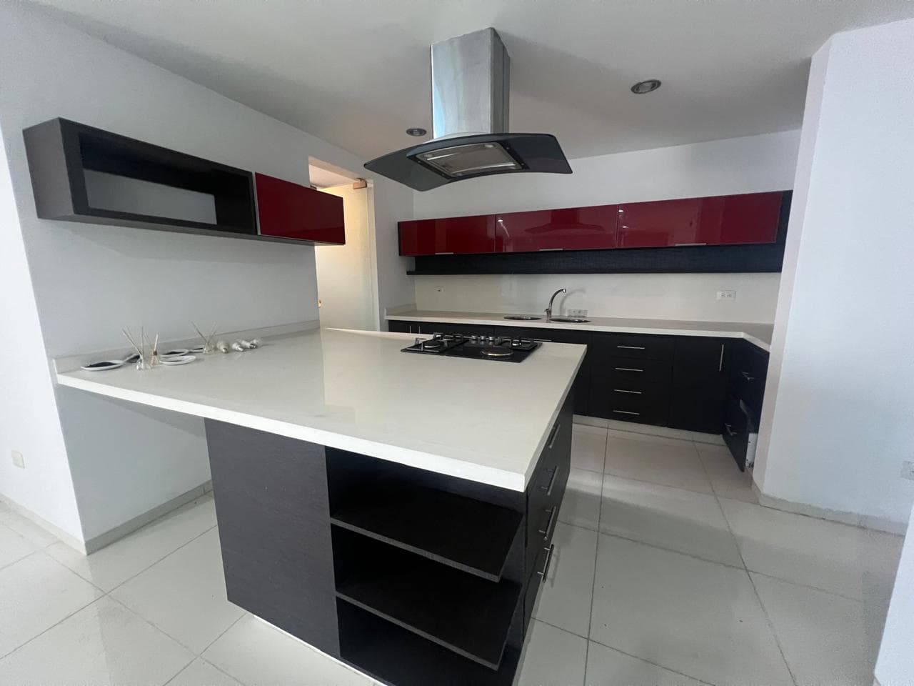Apartamento en arriendo en Alpes, Pereira — foto 1 de 17