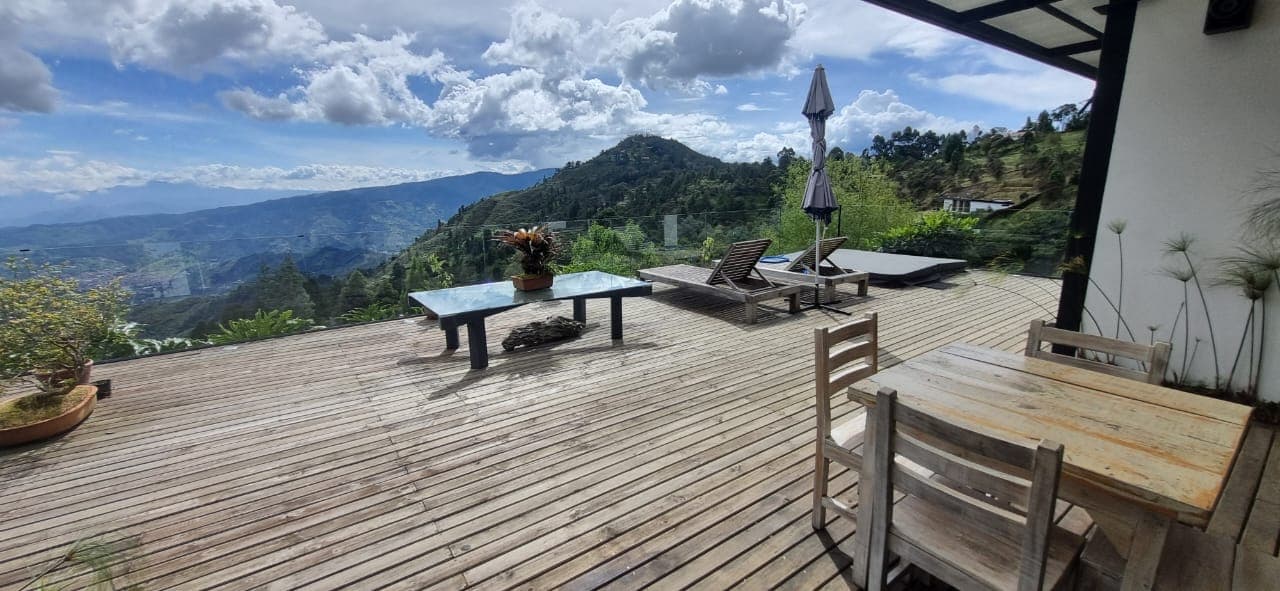 Casa Vivienda en arriendo en La Catedral, Envigado — foto 2 de 18