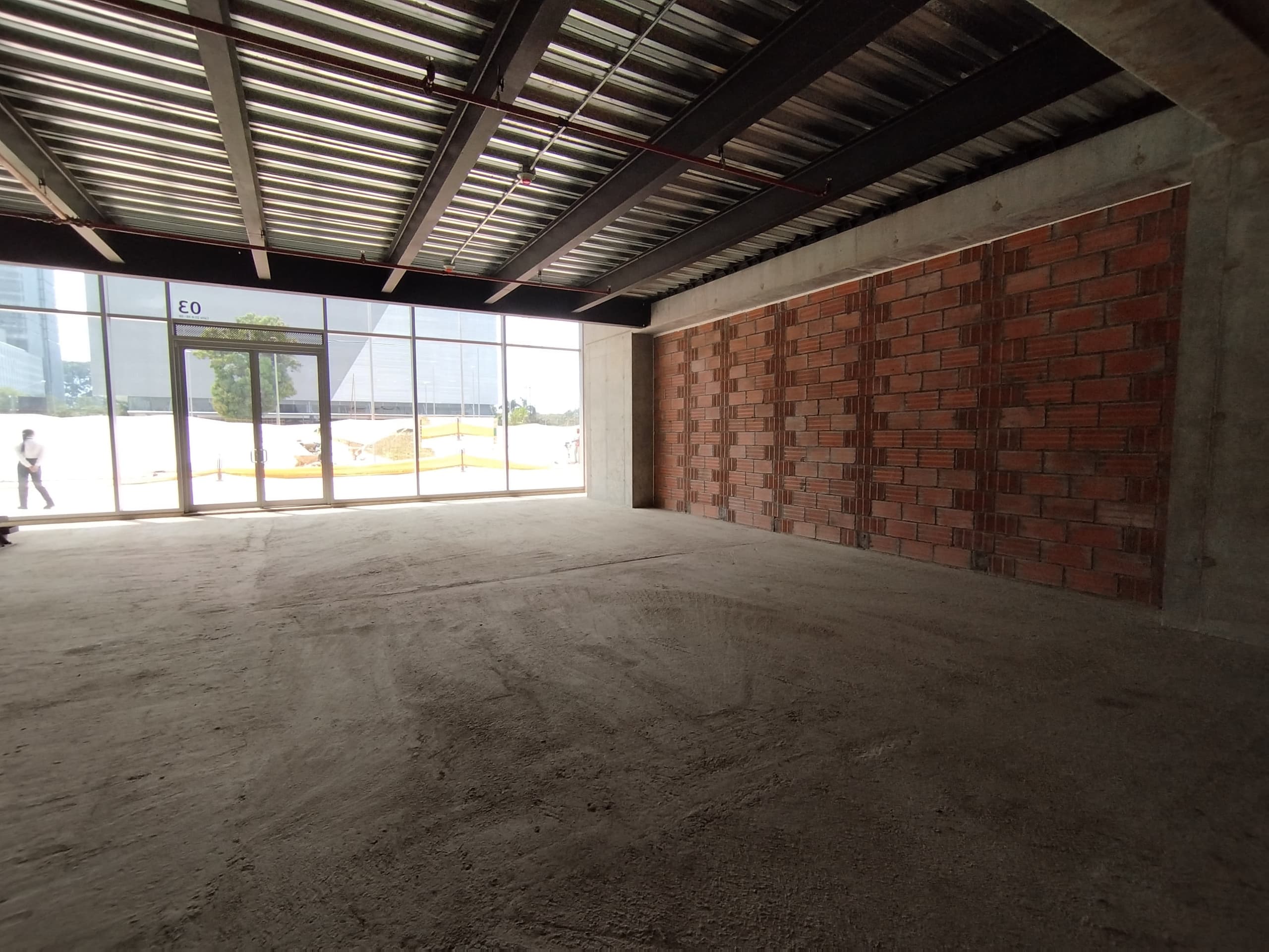 Local en arriendo en Ciudad Del Rio, El Poblado, Medellín — foto 4 de 8