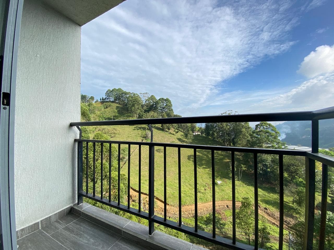 Apartamento en arriendo en La Estrella — foto 1 de 14