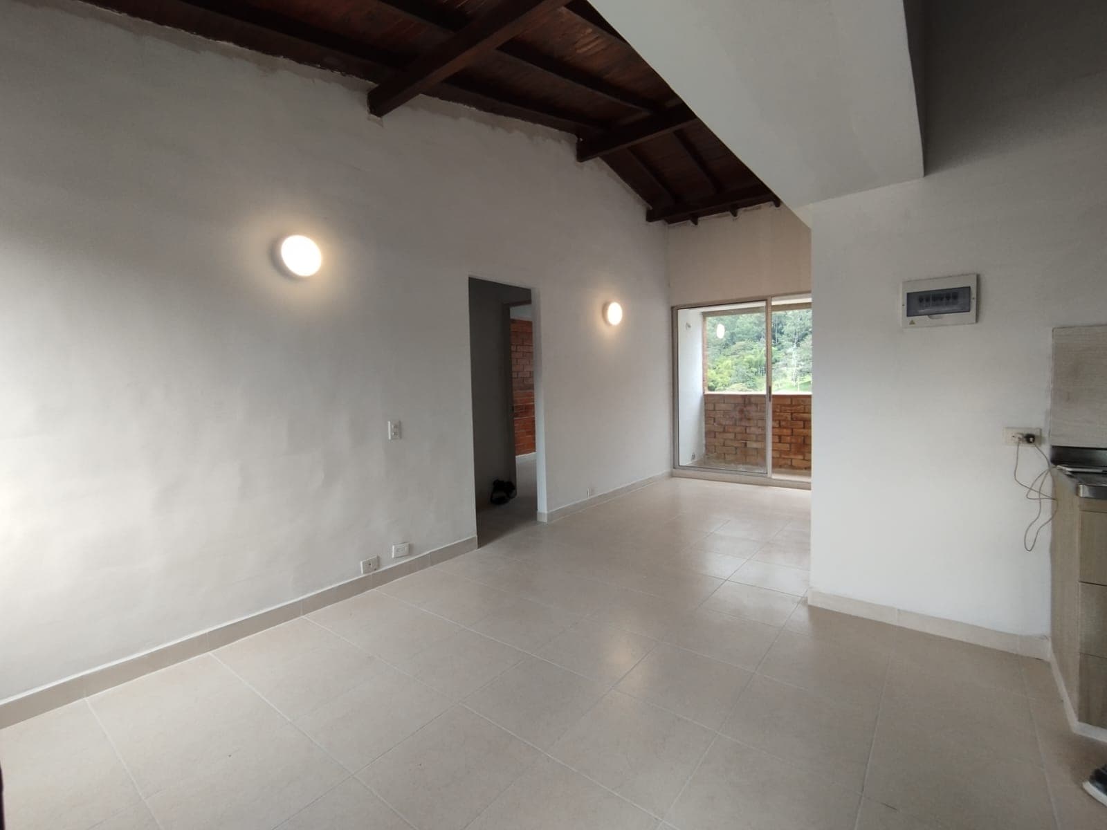 Apartamento en arriendo en Maria Auxiliadora, Sabaneta — foto 3 de 19