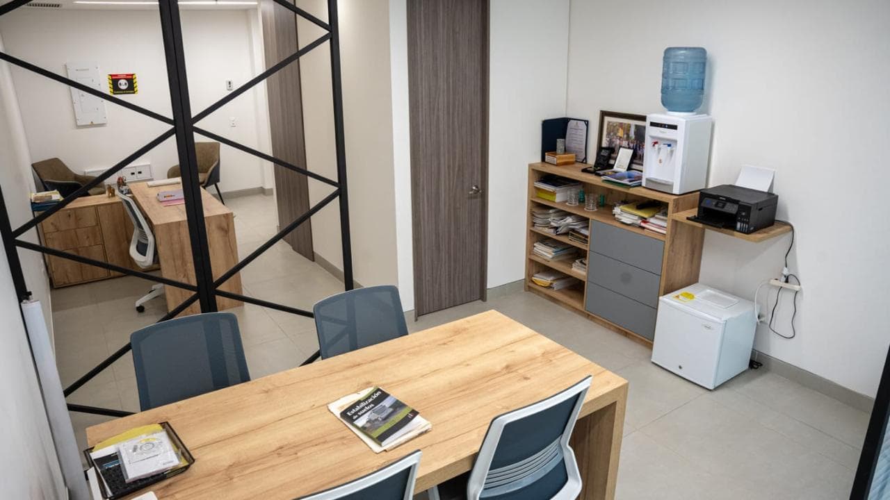 Oficina en arriendo en Las Palmas, Centro, Medellín — foto 4 de 20