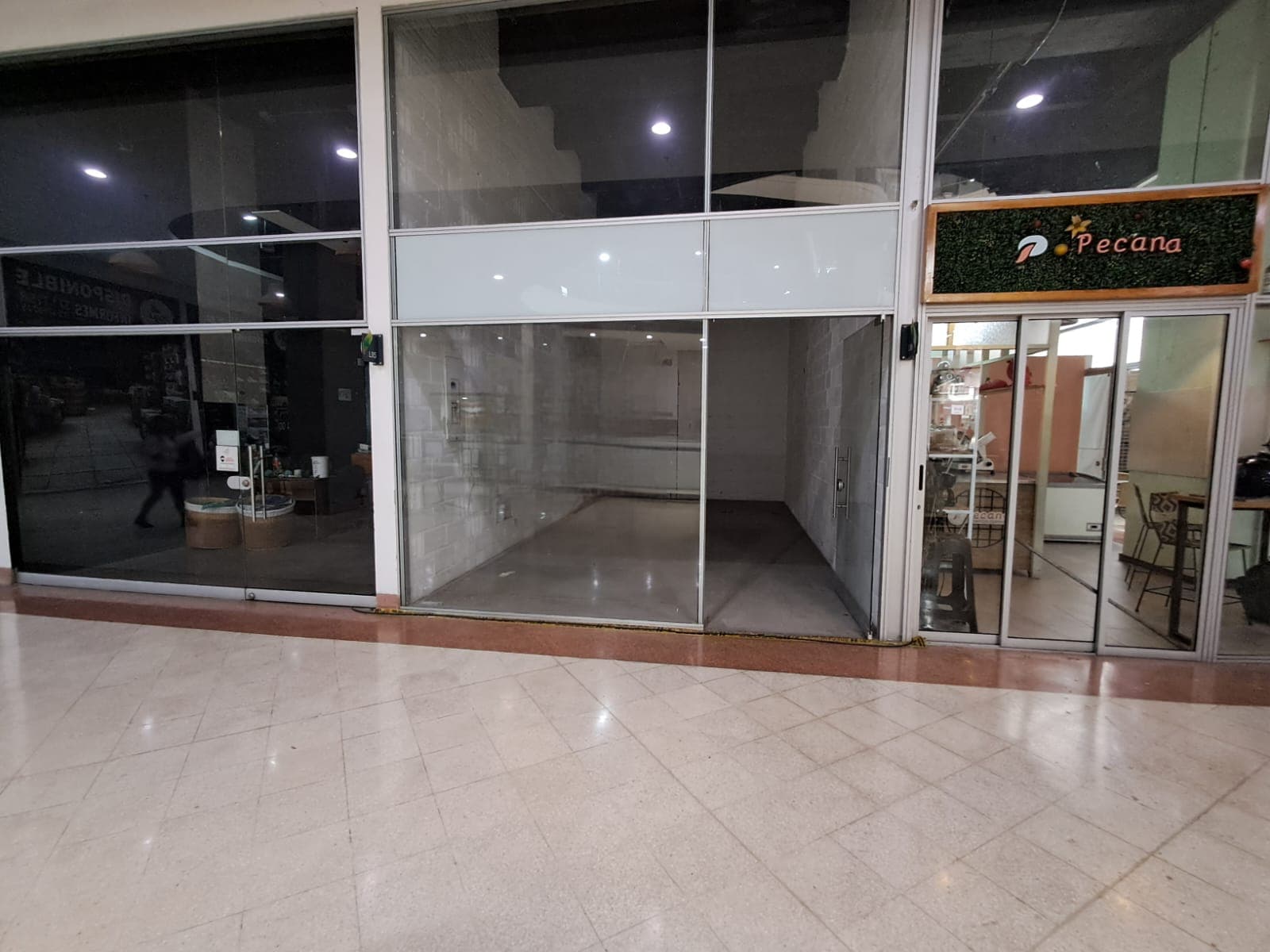 Local en arriendo en Itagui — foto 1 de 8