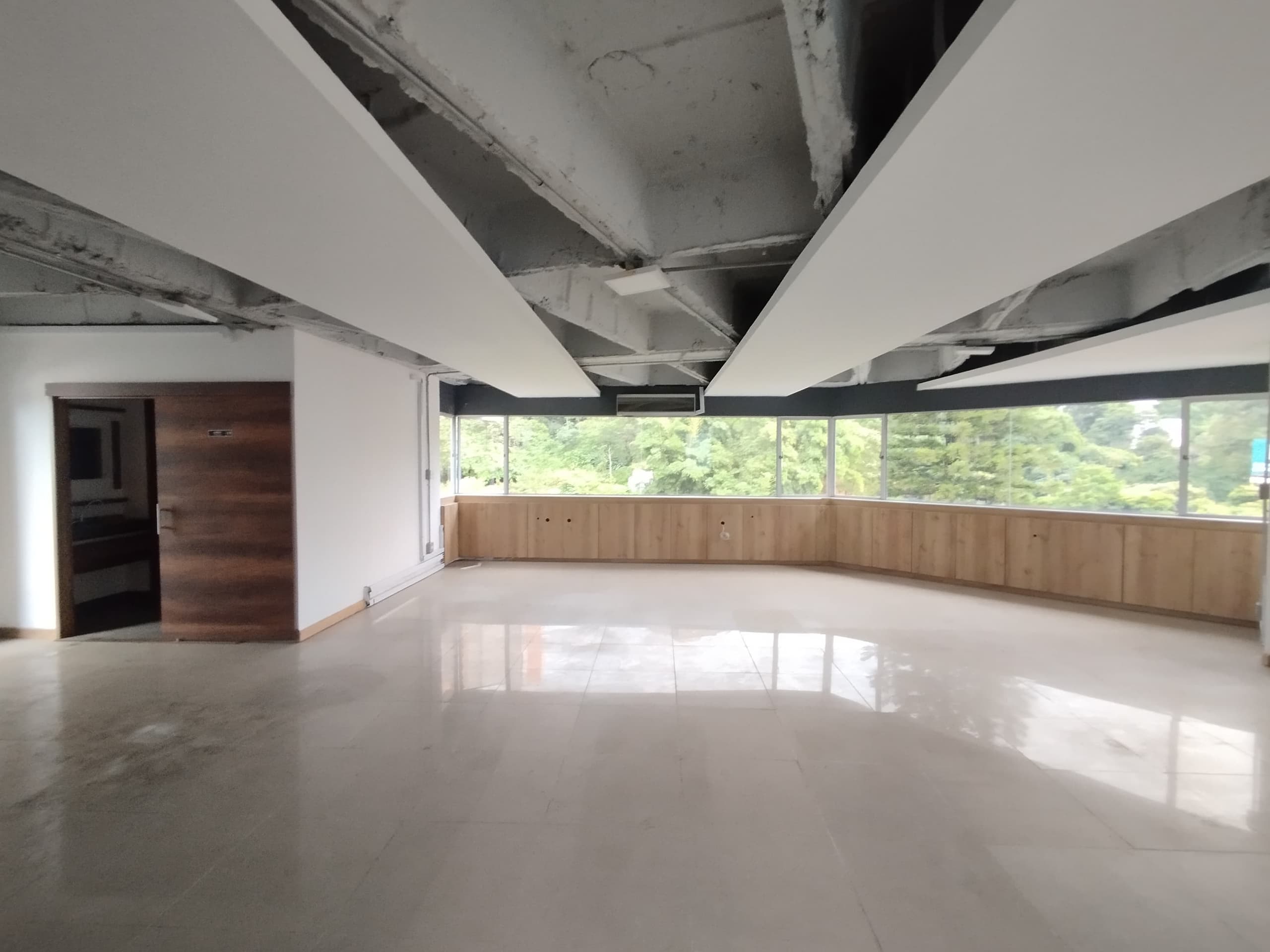 Oficina en arriendo en Castropol, El Poblado, Medellín — foto 5 de 20