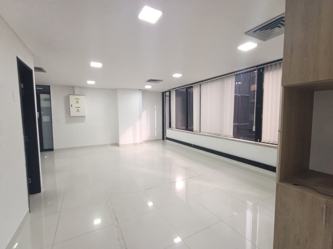 Oficina en arriendo en Milla de Oro, El Poblado, Medellín — foto 3 de 19