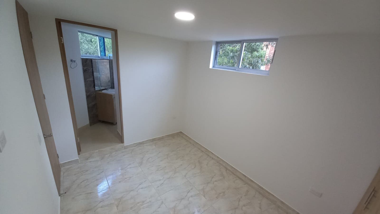 Apartaestudio en arriendo en El Campestre La Frontera, El Poblado, Medellín — foto 4 de 17