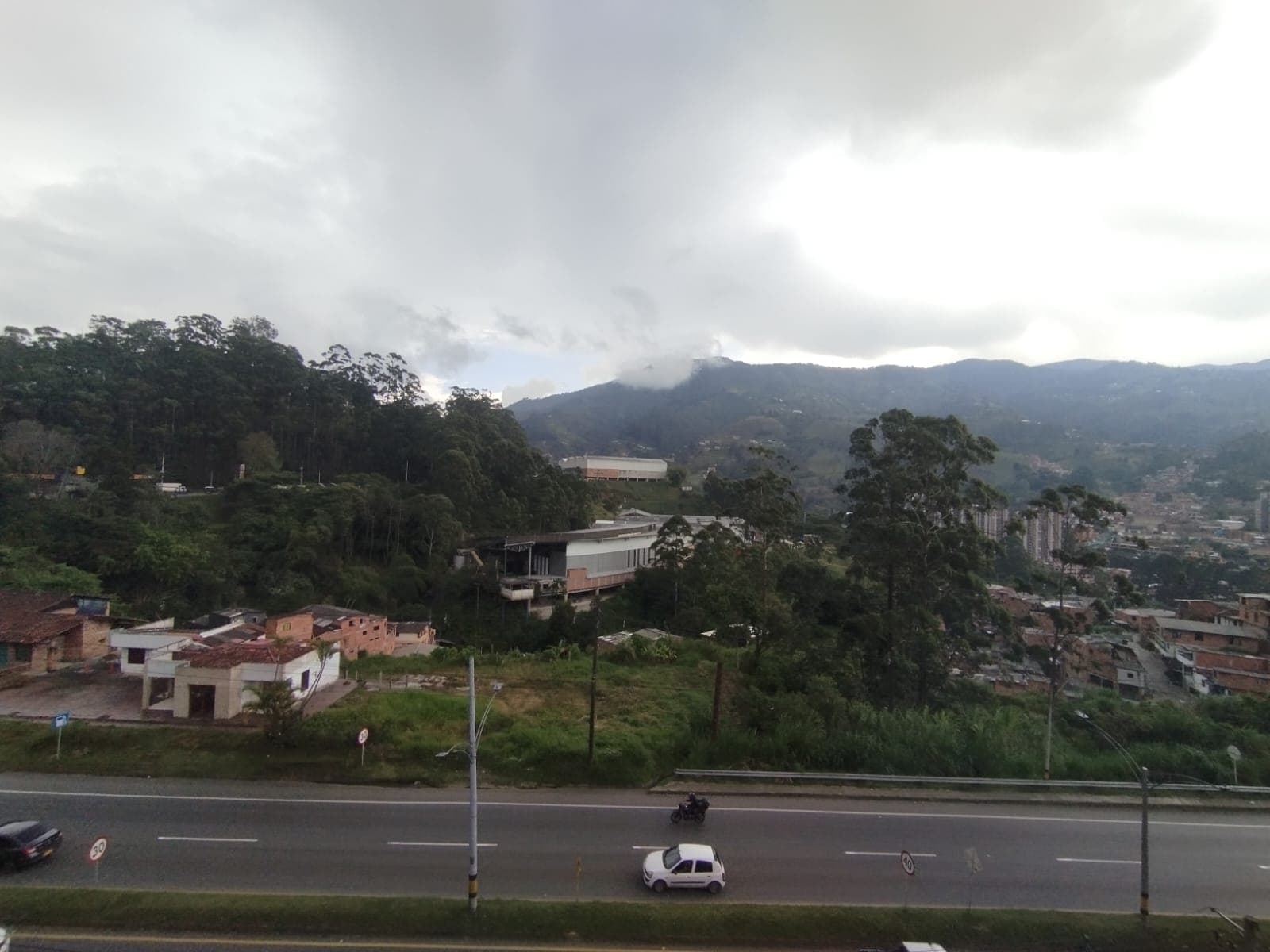 Bodega en arriendo en La Tablaza, La Estrella — foto 2 de 19