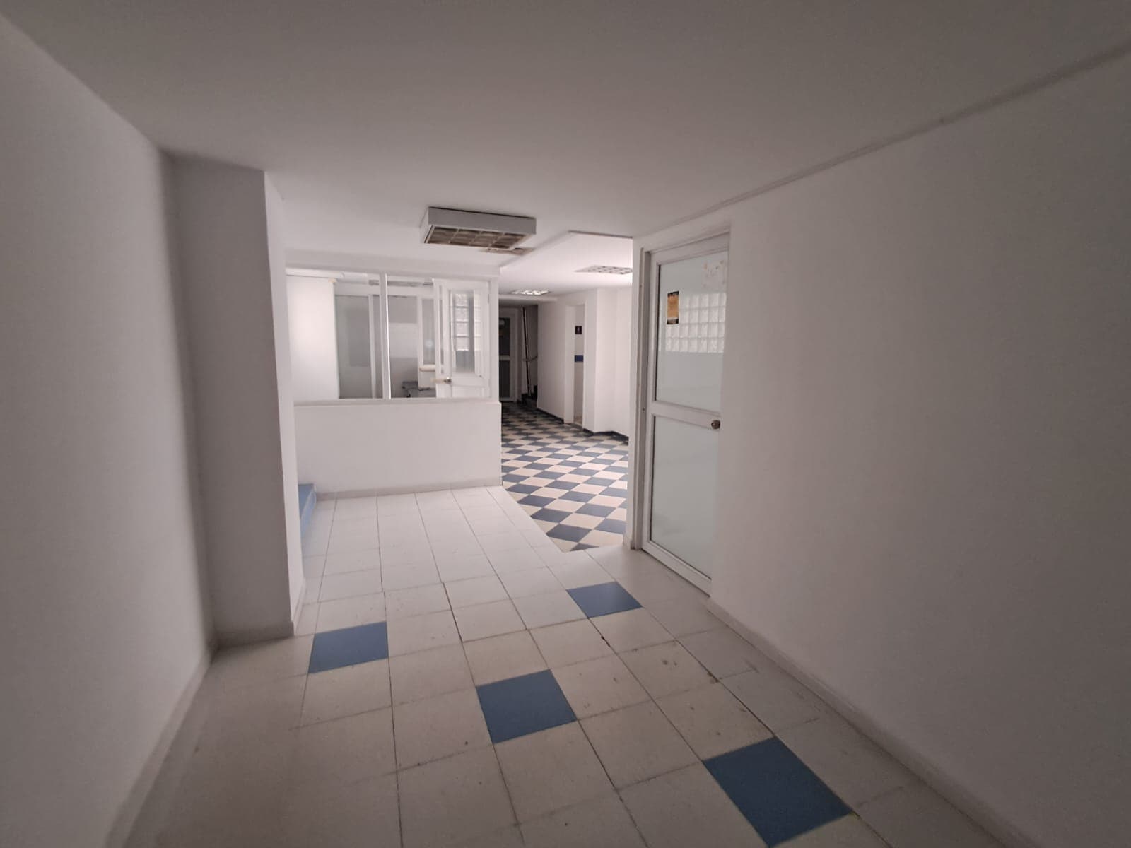Oficina en arriendo en Centro, Itagui — foto 2 de 20