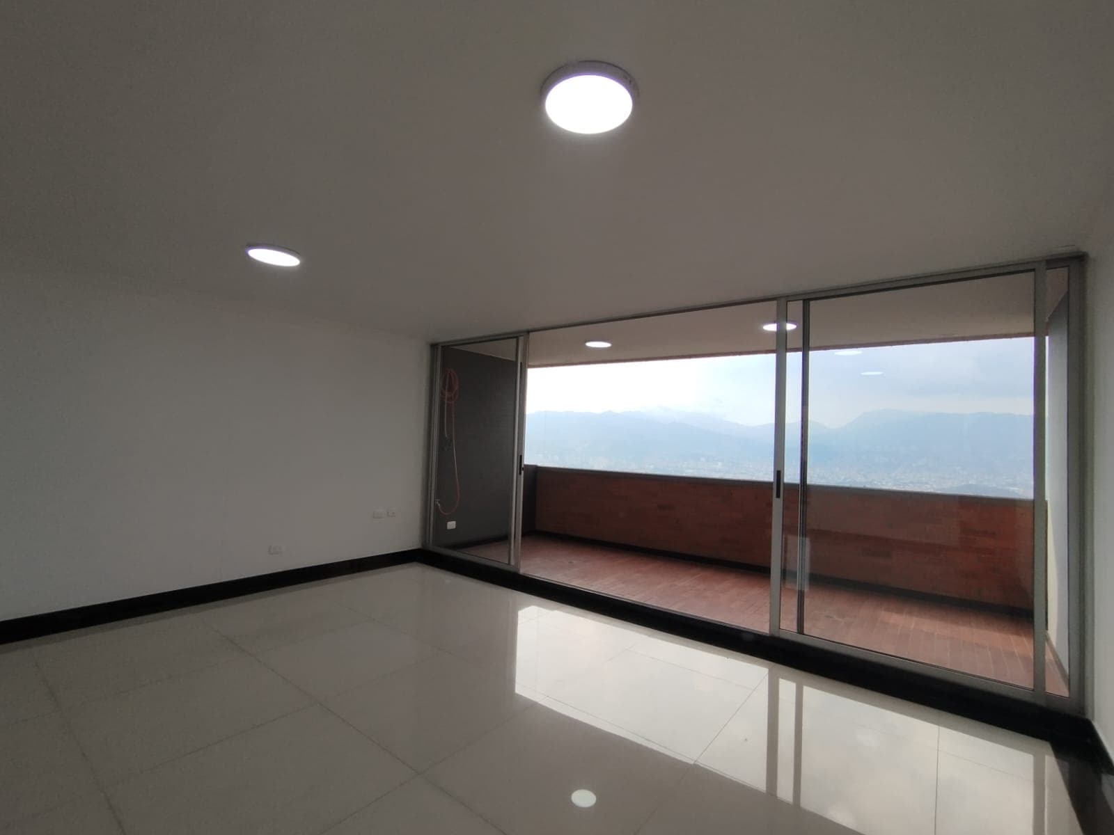 Apartamento en arriendo en El Tesoro, El Poblado, Medellín — foto 4 de 20