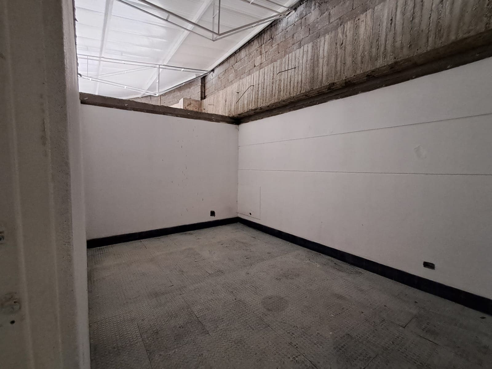 Bodega en arriendo en Centro, Medellín — foto 2 de 15