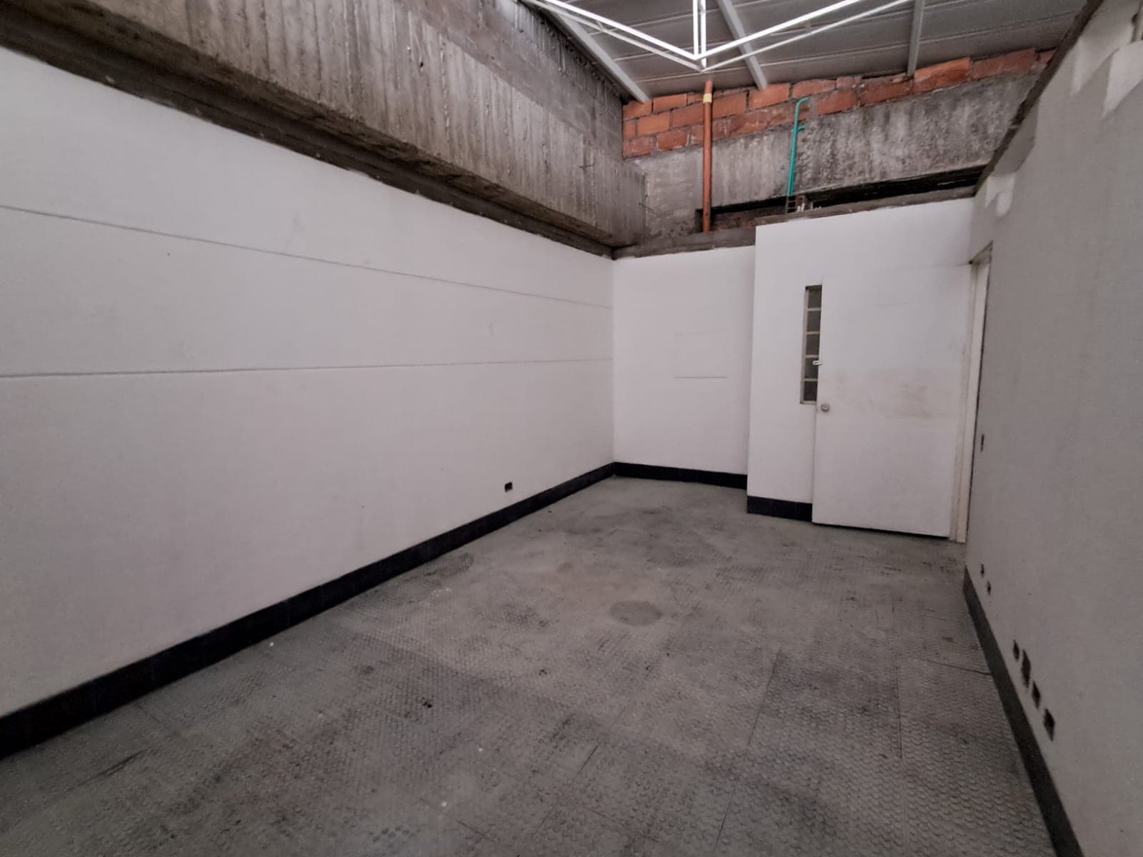 Bodega en arriendo en Centro, Medellín — foto 3 de 15