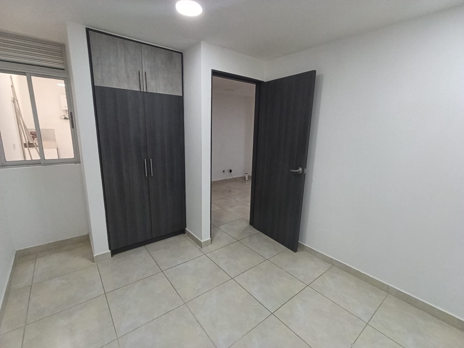 Apartamento en arriendo en La Floresta, La America, Medellín — foto 4 de 14