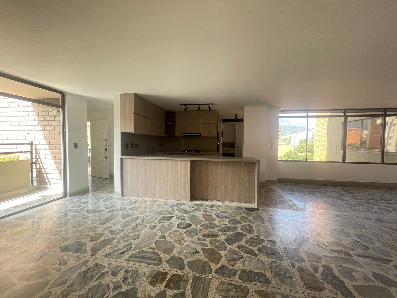 Apartamento en arriendo en Laureles, Medellín — foto 5 de 18