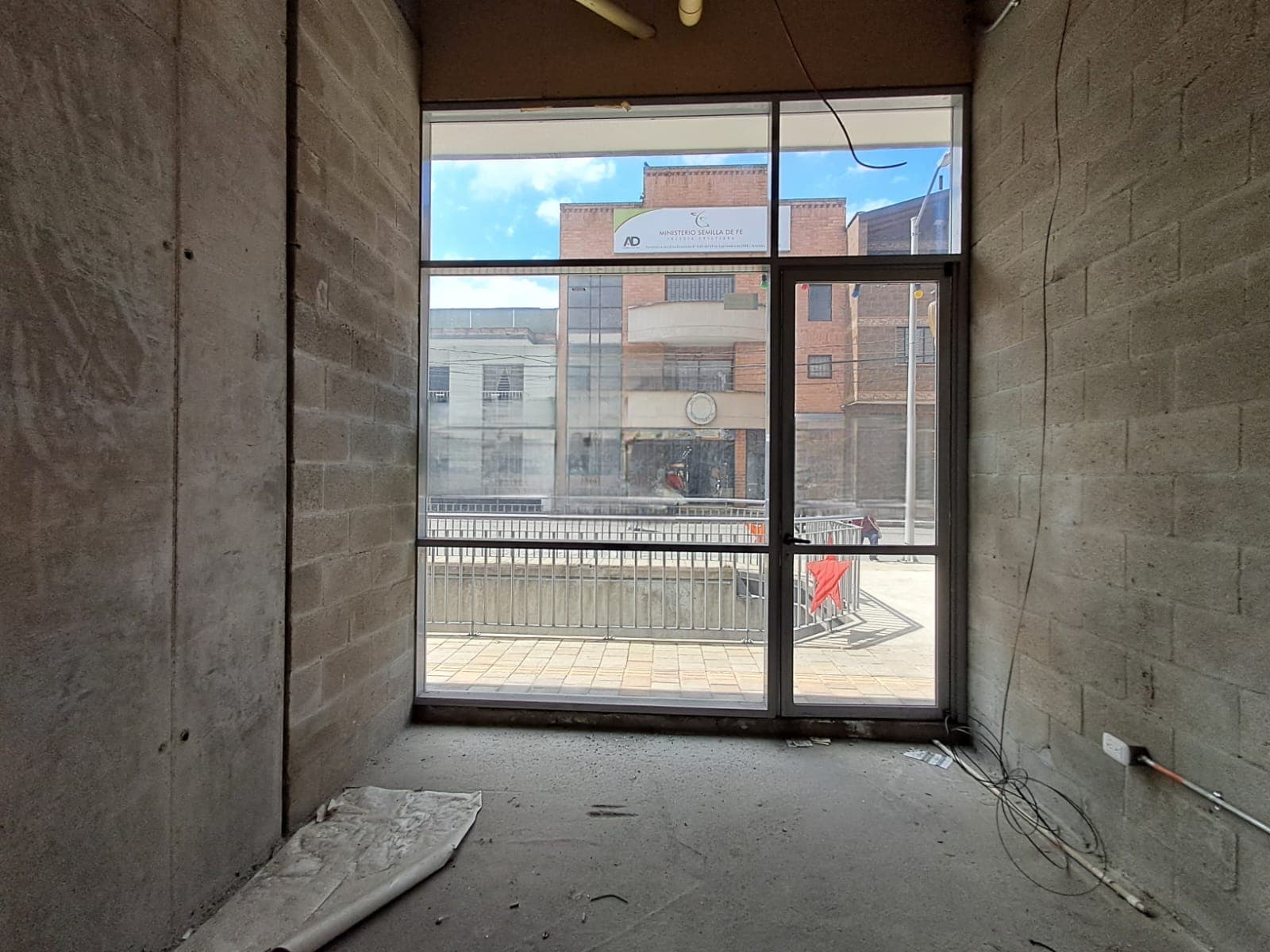 Local en arriendo en Itagui — foto 1 de 7