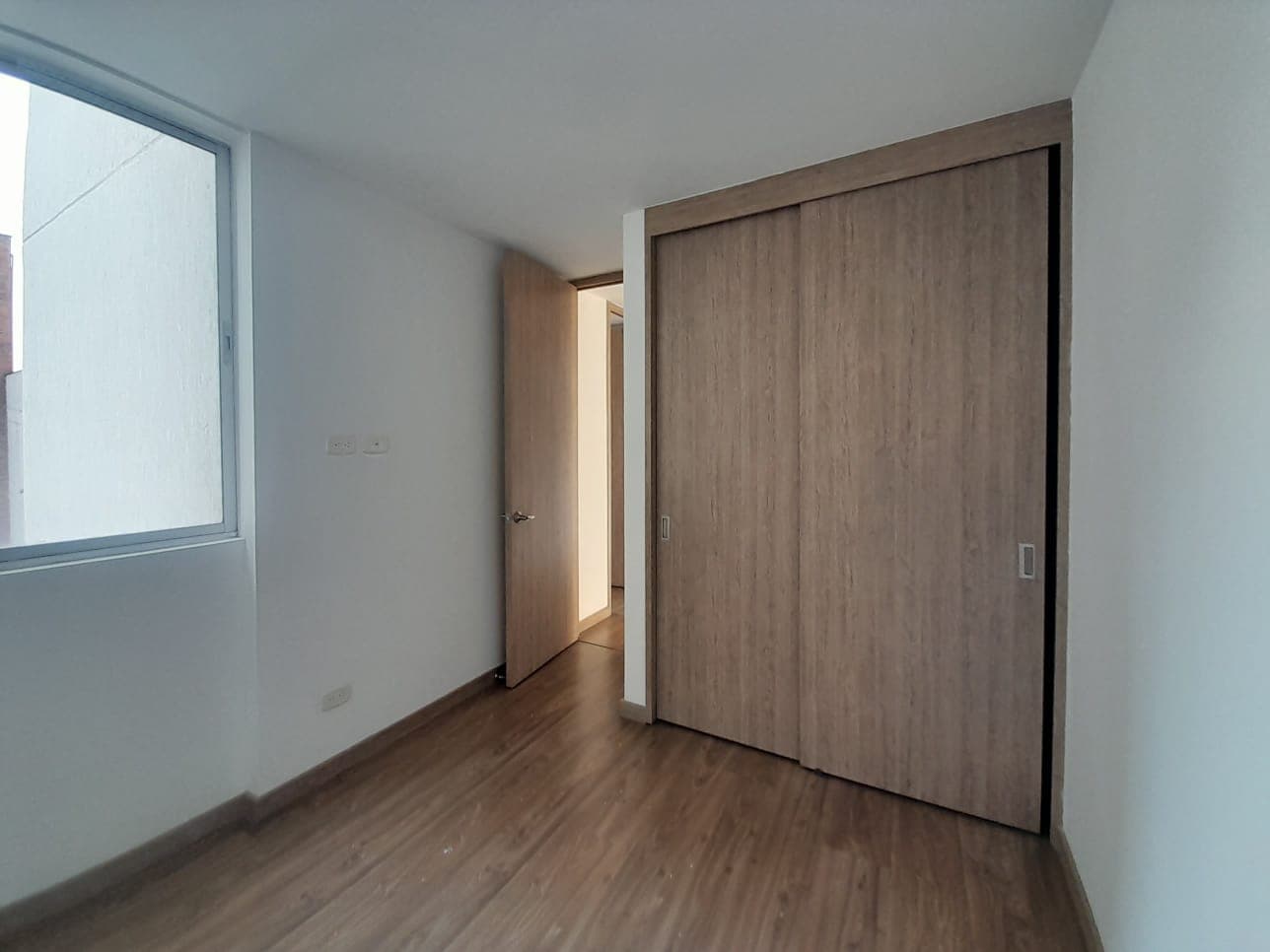 Apartamento en arriendo en Prados de Sabaneta — foto 3 de 18