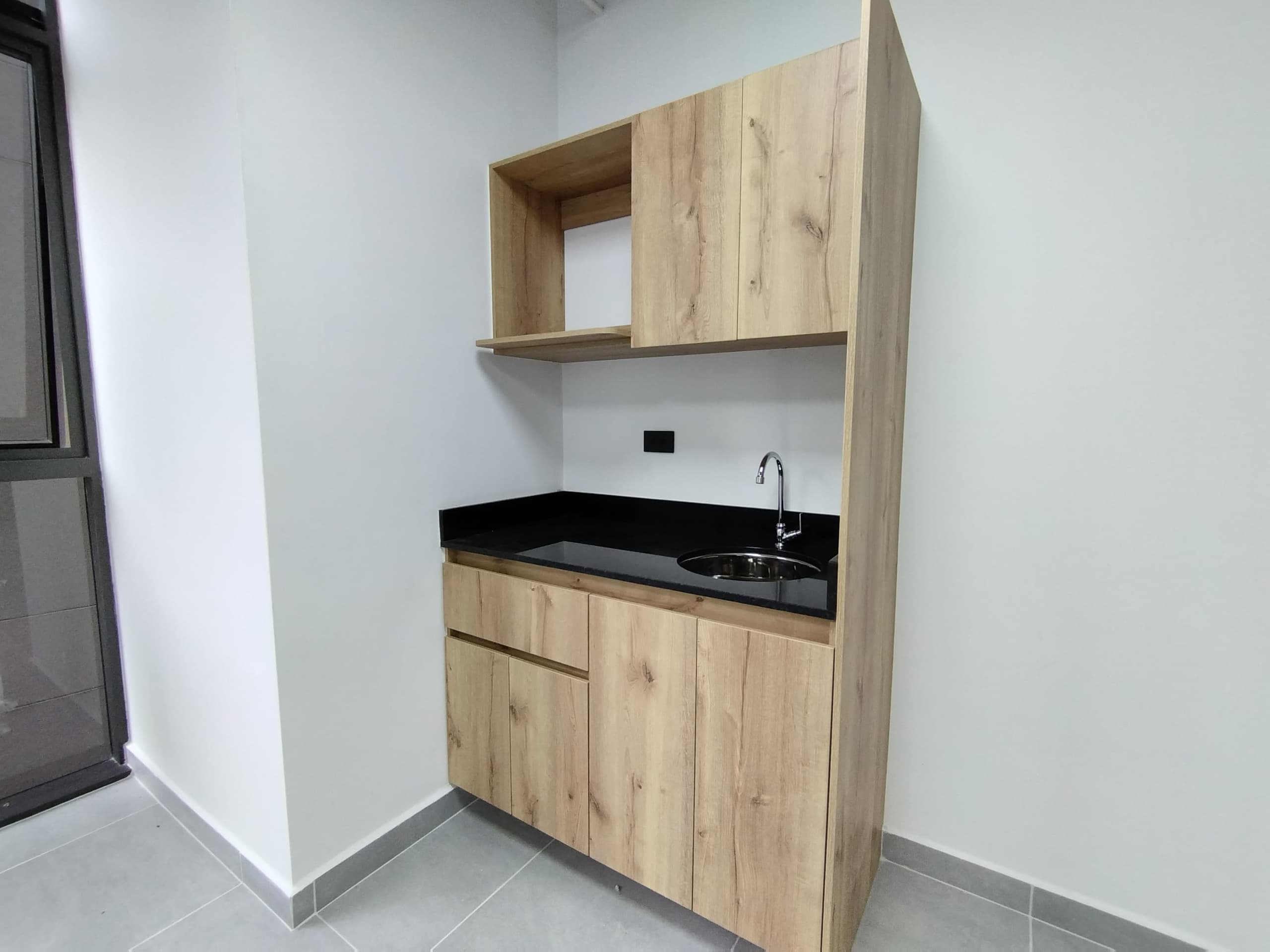 Oficina en arriendo en Altos del Poblado Cola del Zorro, Medellín — foto 3 de 8