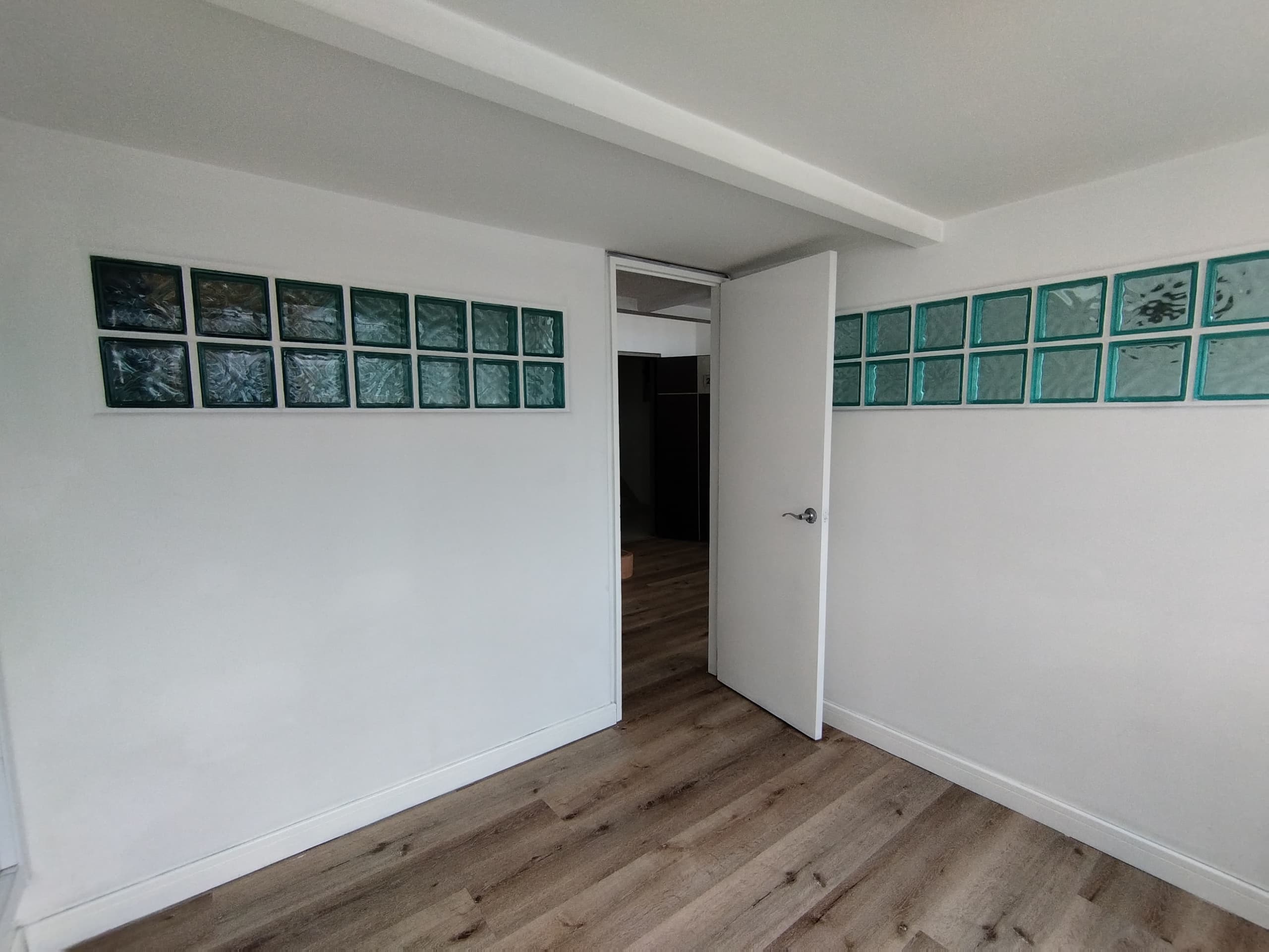 Oficina en arriendo en Santa María De Los Ángeles, El Poblado, Medellín — foto 5 de 12