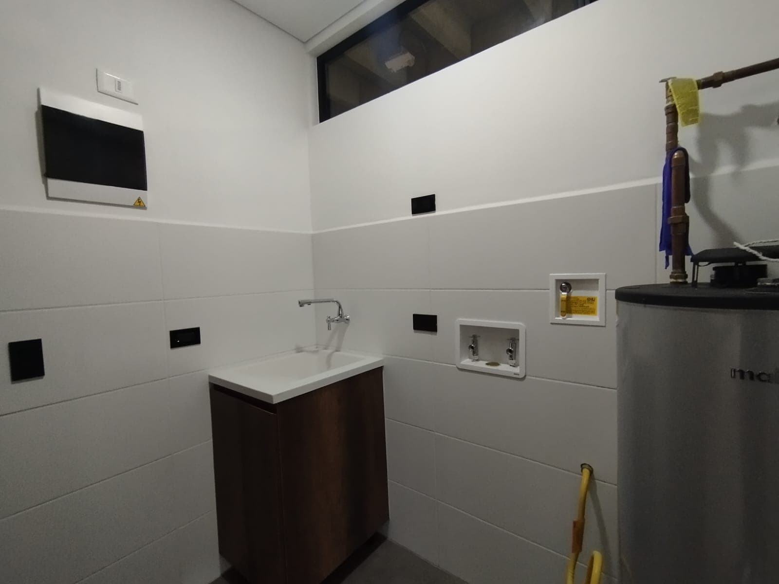Apartamento en arriendo en Las Lomas, El Poblado, Medellín — foto 3 de 20