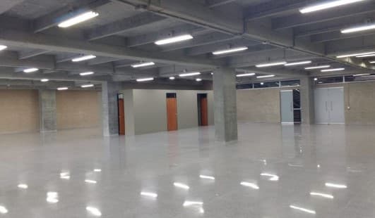 Local en arriendo en Guayabal, Medellín — foto 1 de 8