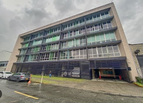 Local en arriendo en Guayabal, Medellín — foto 2 de 8
