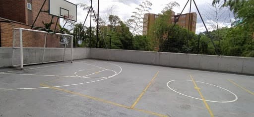 Apartamento en arriendo en Loma del Escobero Envigado — foto 3 de 19