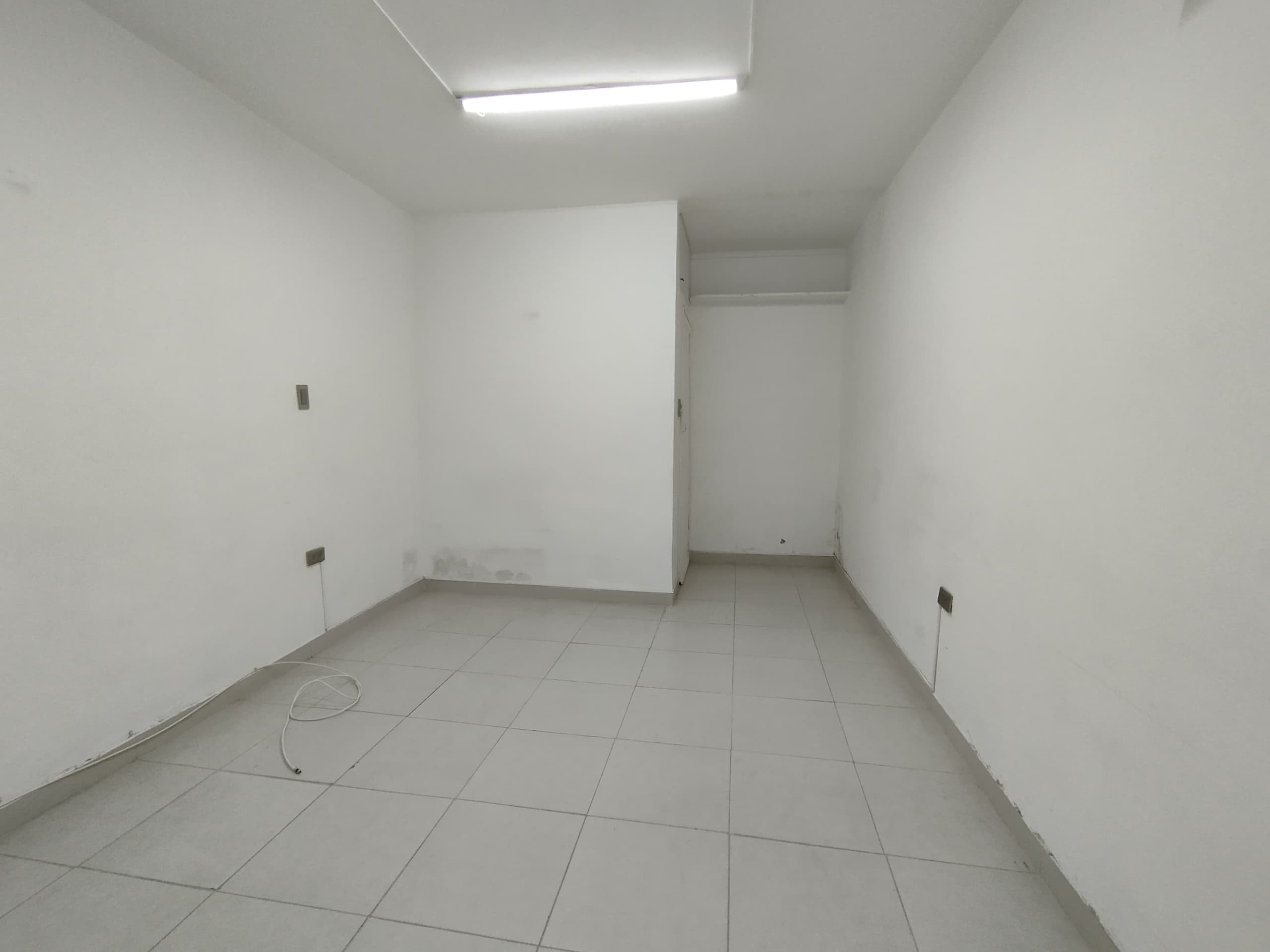 Local en arriendo en Parque De, Envigado — foto 1 de 7