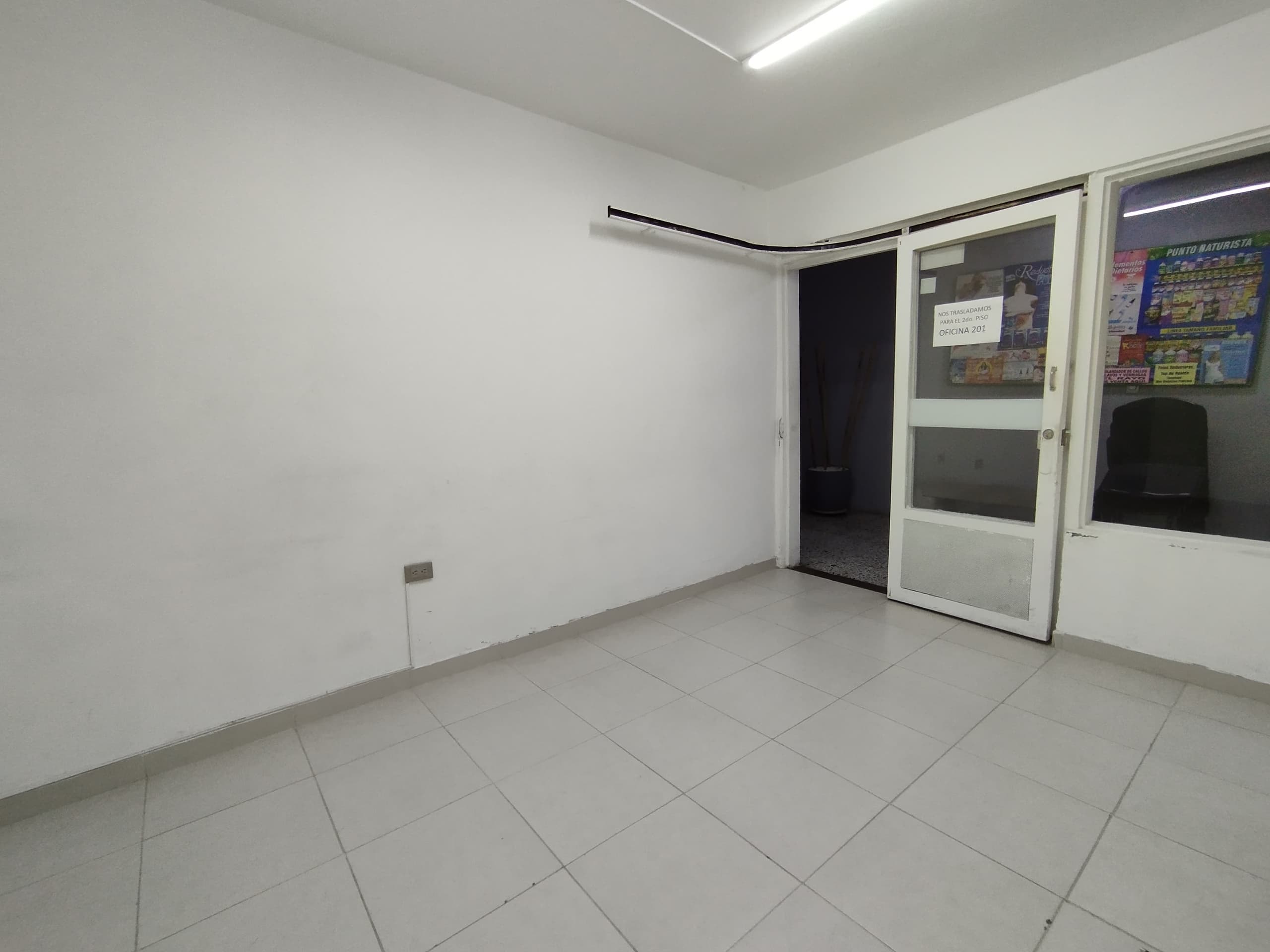 Local en arriendo en Parque De, Envigado — foto 5 de 7