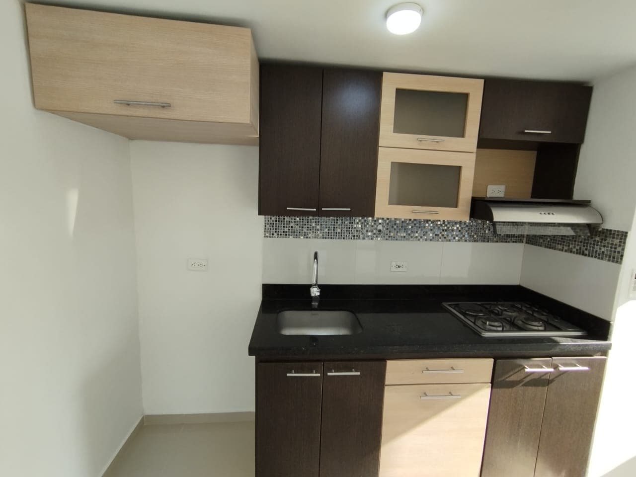 Apartamento en arriendo en Calle Larga, Sabaneta — foto 3 de 15