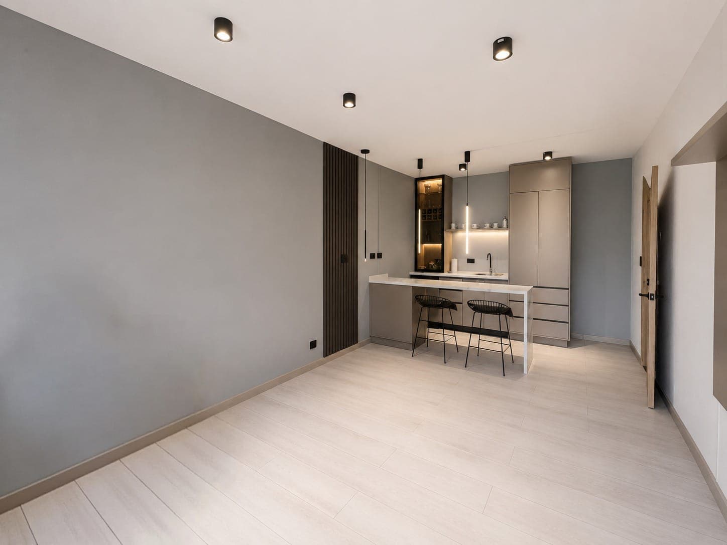 Oficina en arriendo en Lorena, Laureles, Medellín — foto 3 de 8