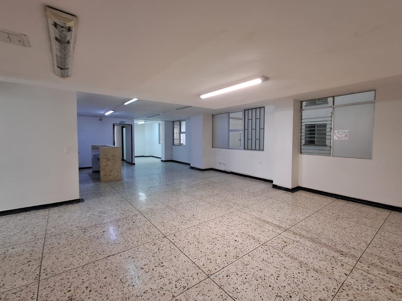 Oficina en arriendo en Centro, Pereira — foto 1 de 11