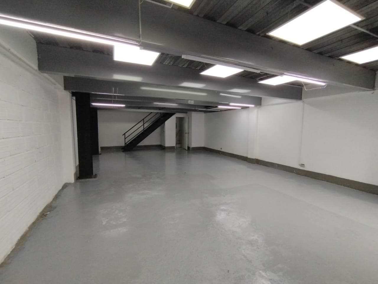 Local en arriendo en Trinidad, Guayabal, Medellín — foto 3 de 16