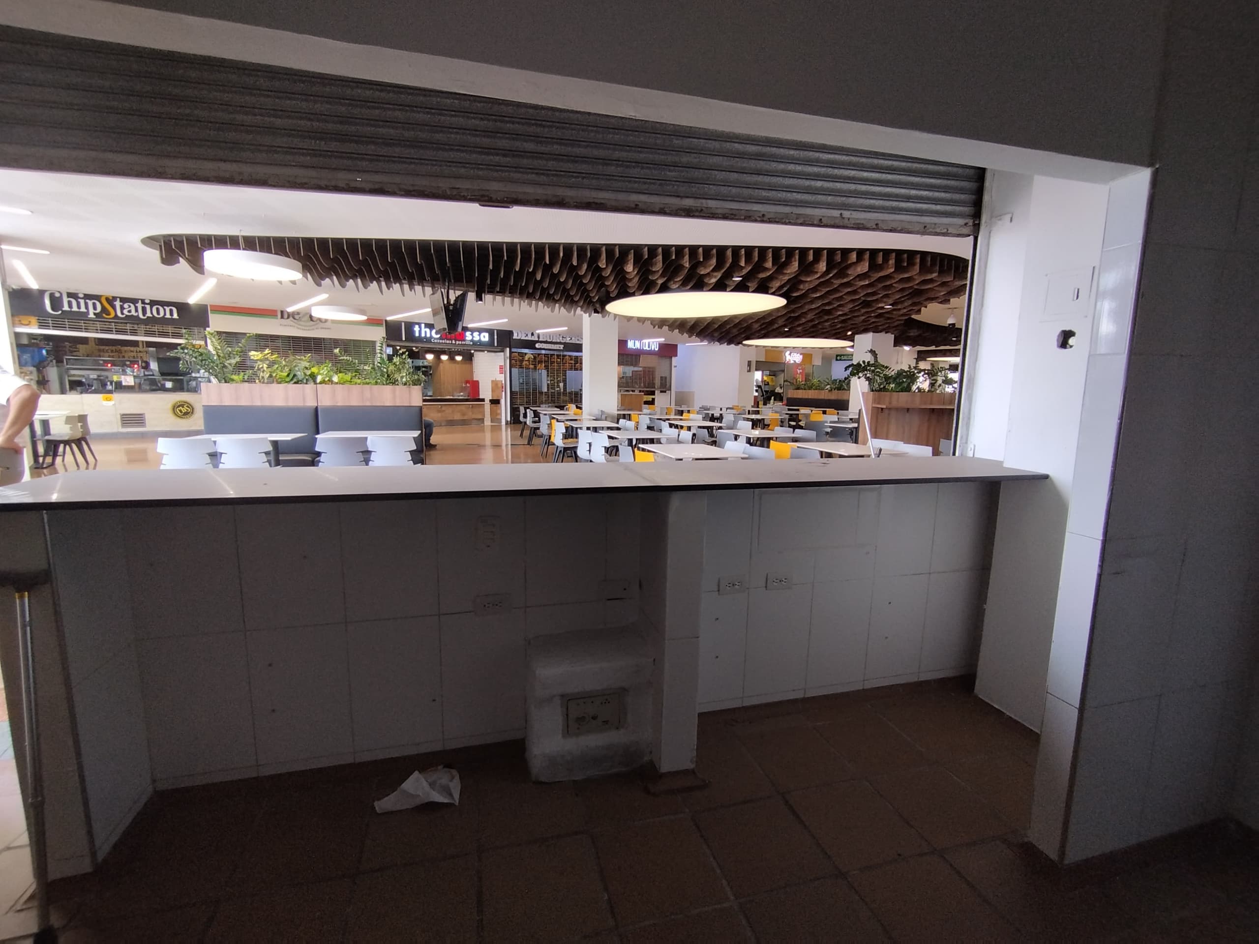 Local en arriendo en Barrio Colombia, El Poblado, Medellín — foto 1 de 9