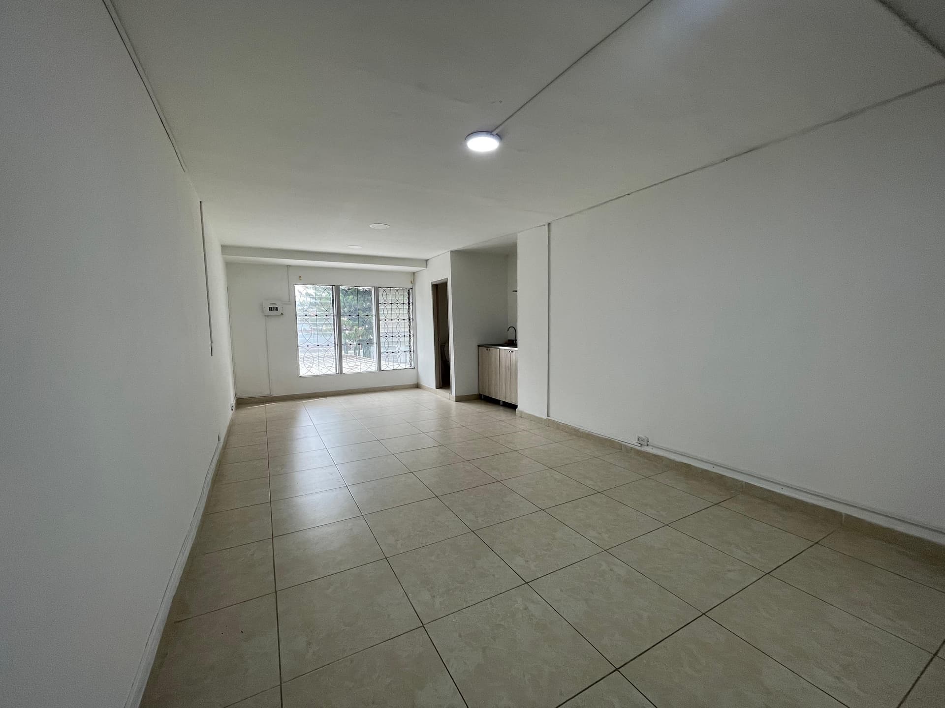 Oficina en arriendo en La Palma, Belen, Medellín — foto 1 de 13